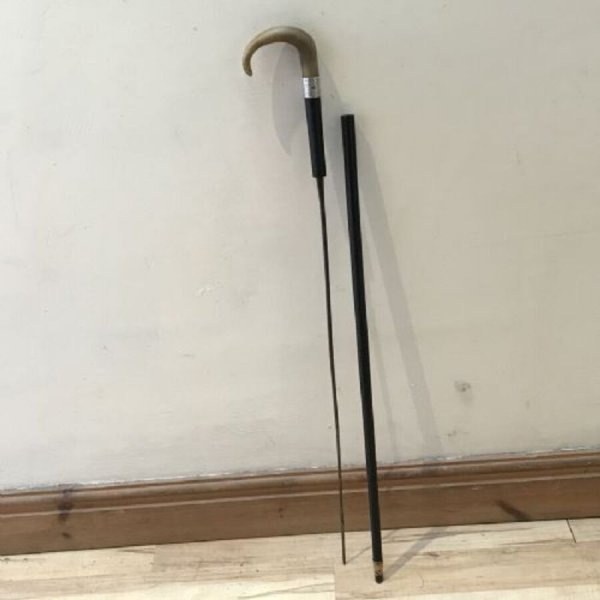 Gentleman’s walking stick sword stick with horn handle 